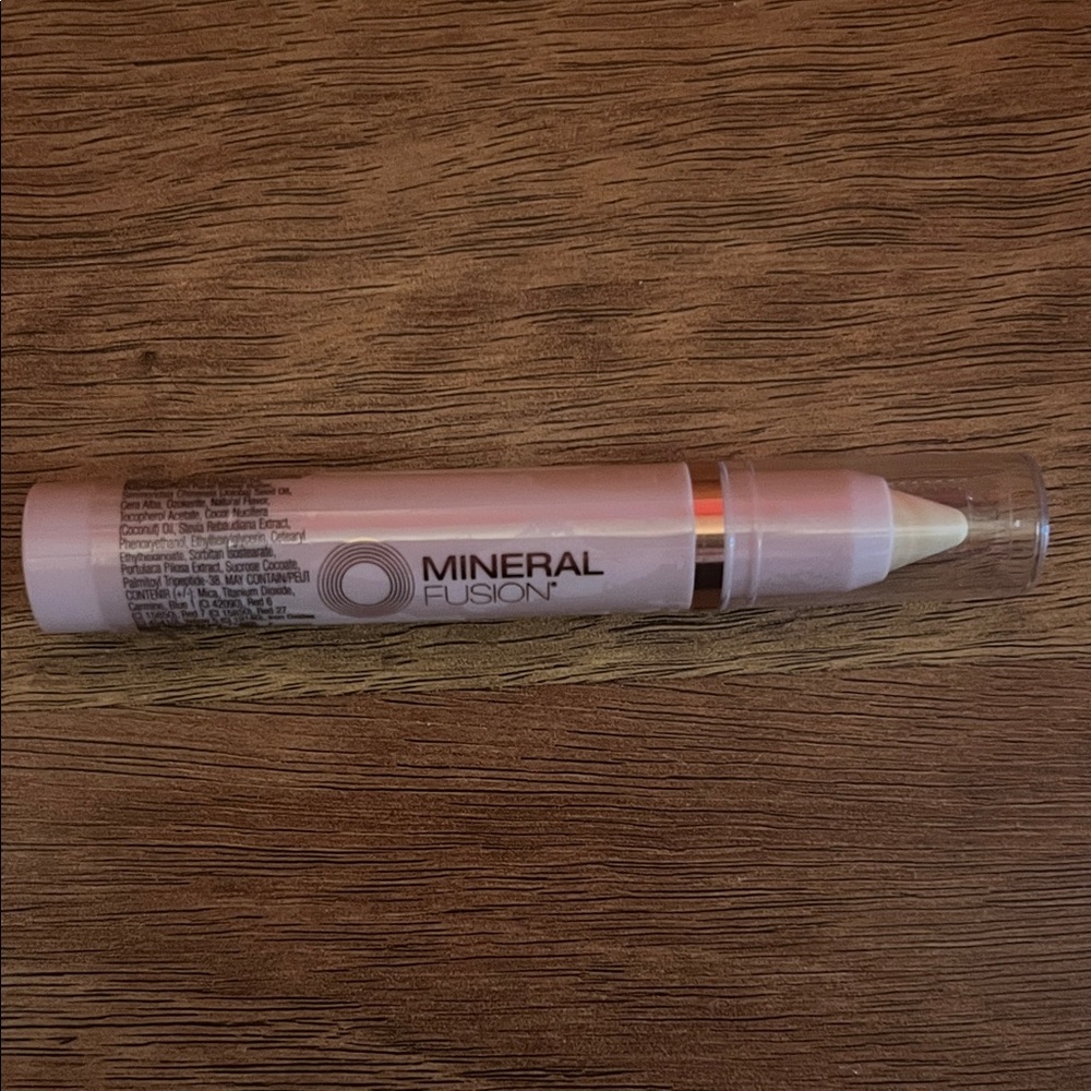 New Mineral Fusion sheer moisture lip tint